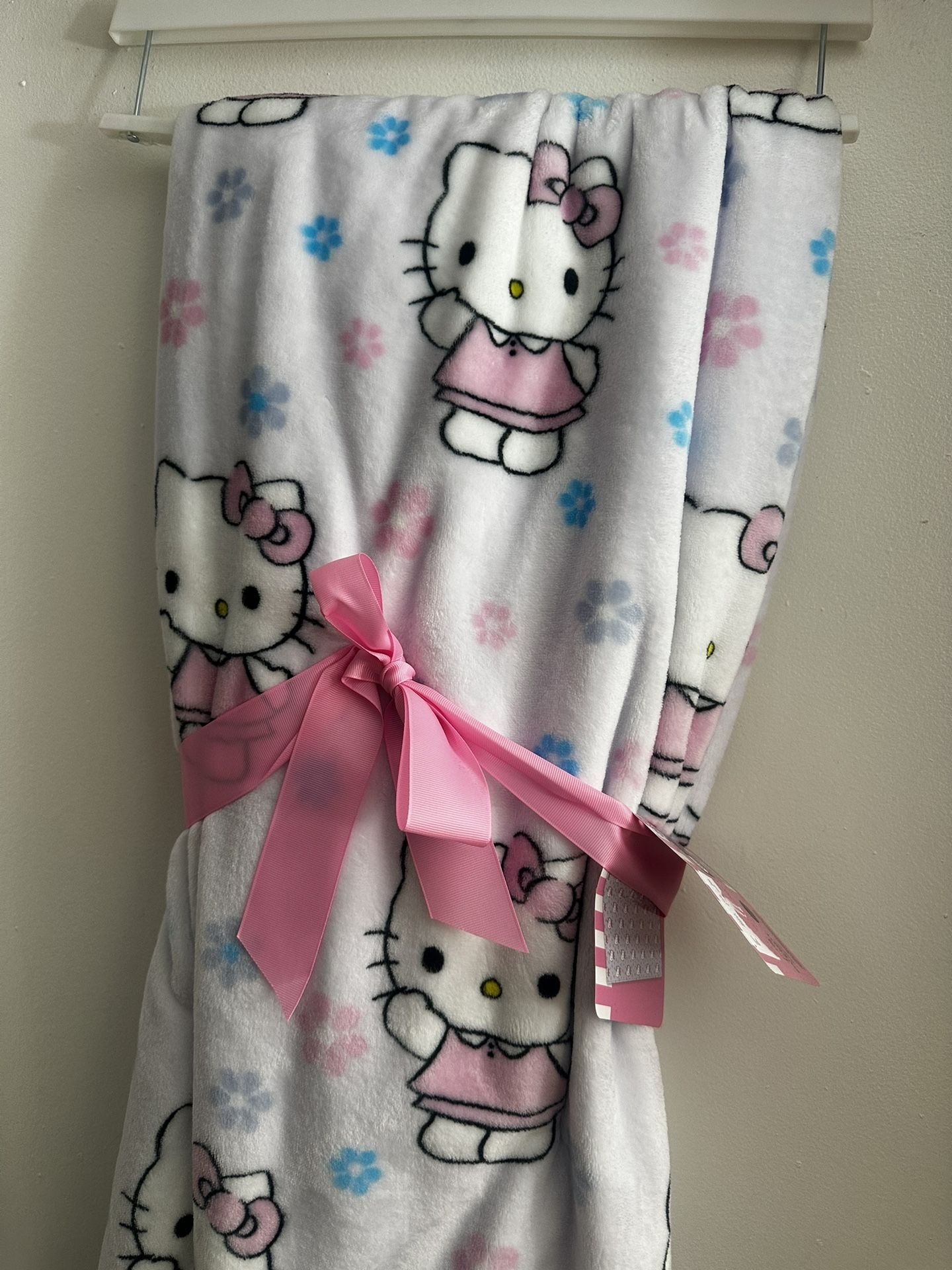 Hello Kitty Blanket 