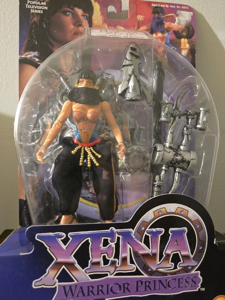 1998 Xena Warrior Princess HAREM XENA "Cradle of Hope" 6 Inch Action Figure NIB