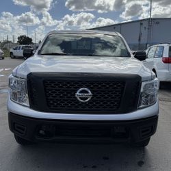 2018 Nissan Titan