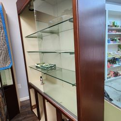 Show Cases