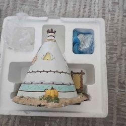 Hawthorne Village Full of Blessings Teepee Precious Moments 1st Thanksgiving