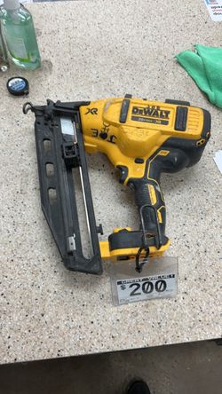 Dewalt DCN660 Finish Nailer