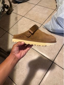 UGG chestnut clogs