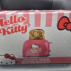 BNIB PINK Hello Kitty Toaster 