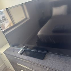 Vizio 60 Inch TV