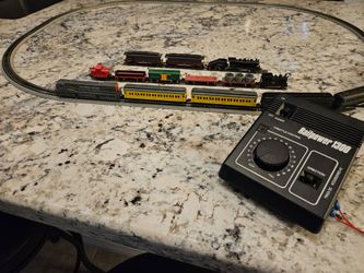 N Scale Set with 3 engines
