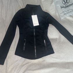 Black Lululemon Jacket 