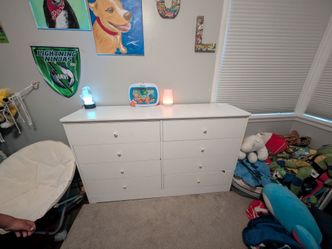 8 Drawer Dresser