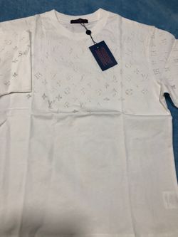 Super nice white tee.   S,m,l,xl
