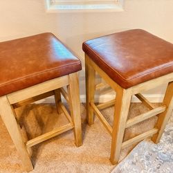 Set of 2 Leather Bar Stools
