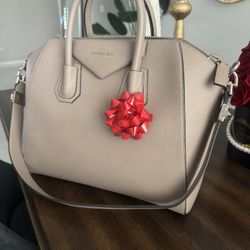 Large Givenchy Antigona 