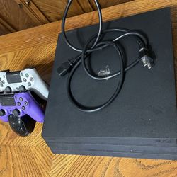 PS4 PRO