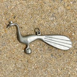 🦚 Awesome vintage pewter Stieff peacock charm pendant
