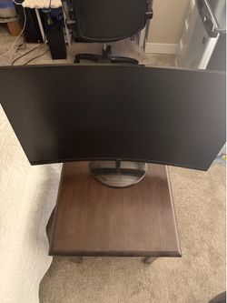 4K Curved Monitor
