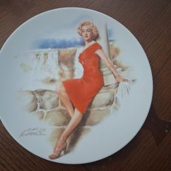 MARILYN MONROE IN NIAGARA PLATE