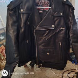 Leather jacket 