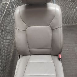 Part Passenger Side Honda Pilot 