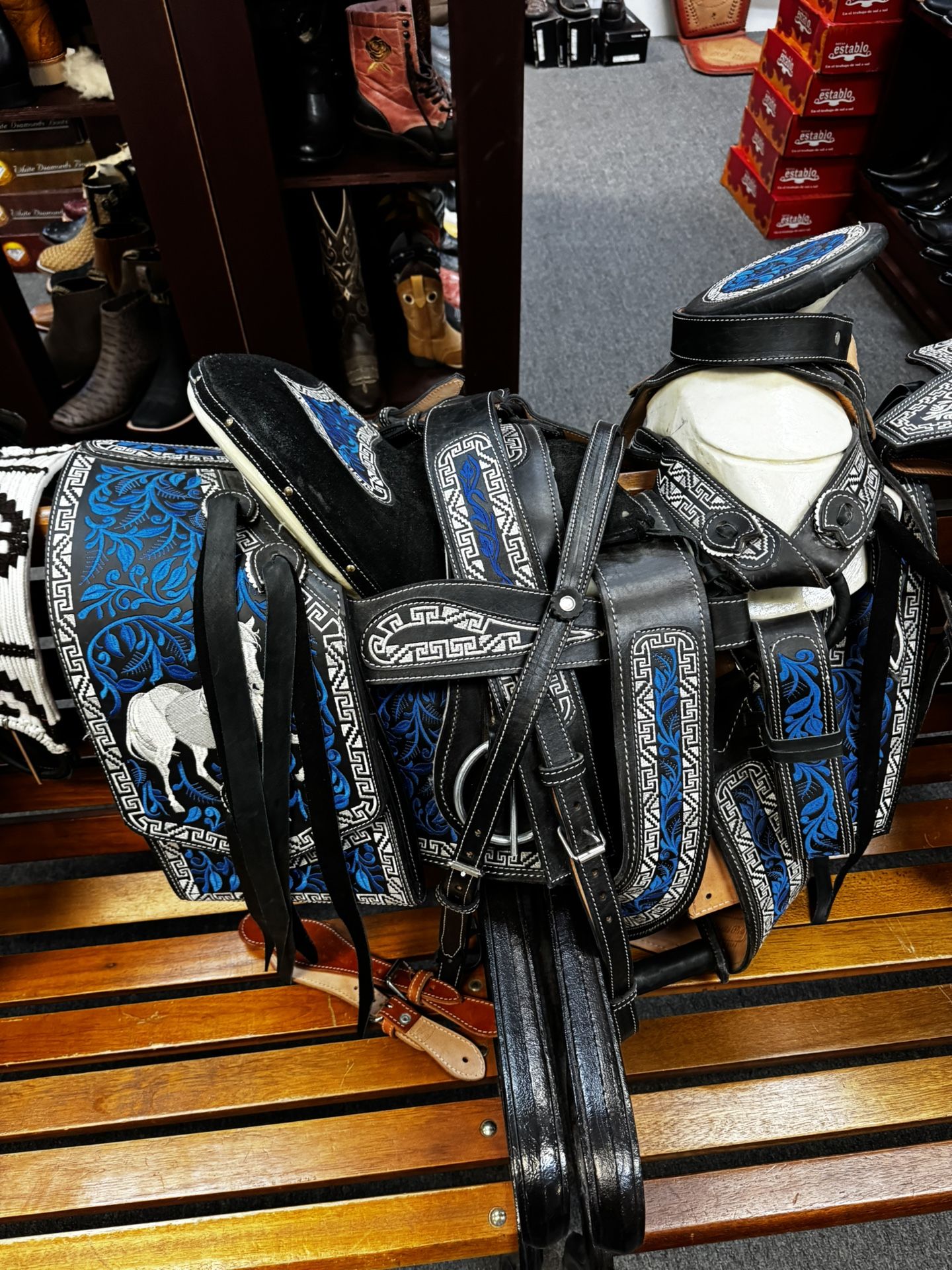 KingSaddle Mexican Leather Horse Saddle/ Silla De Montar Estilo Charro 