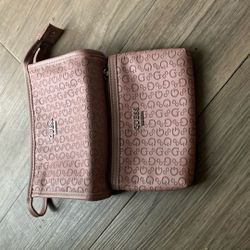 Guess Makeup Bag Set
