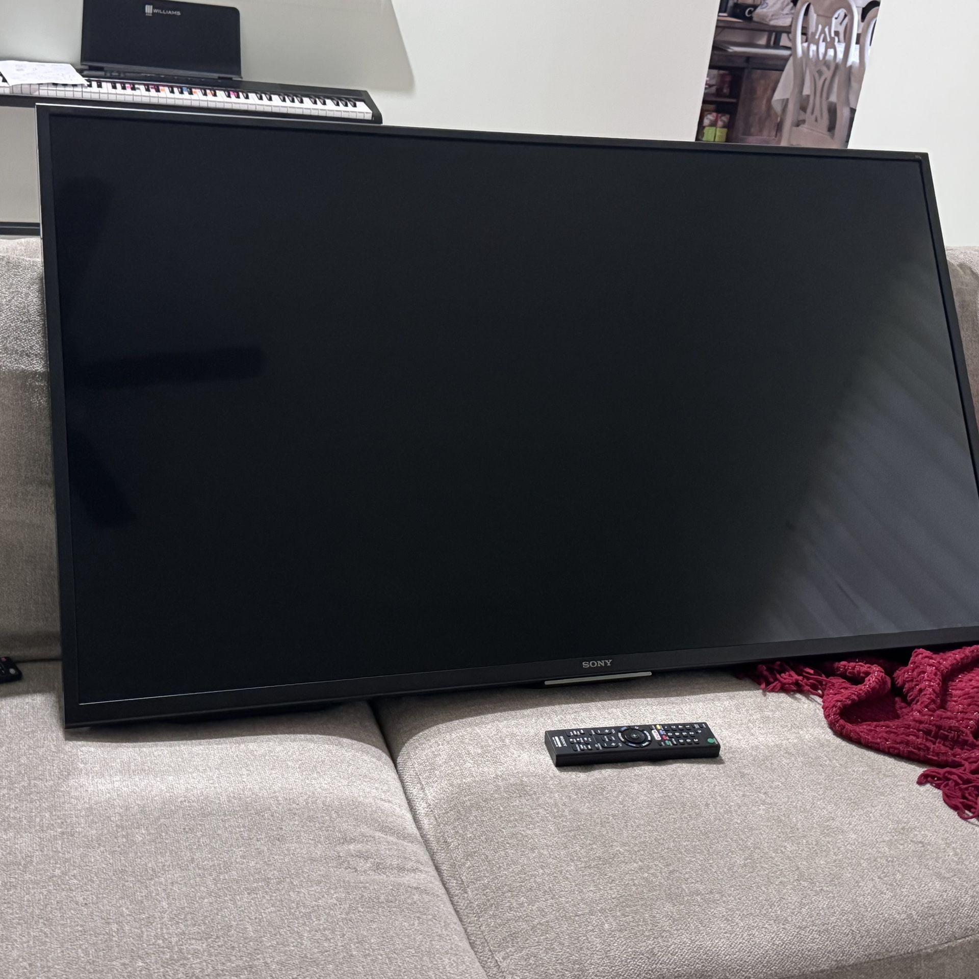 SONY 50’’ TV
