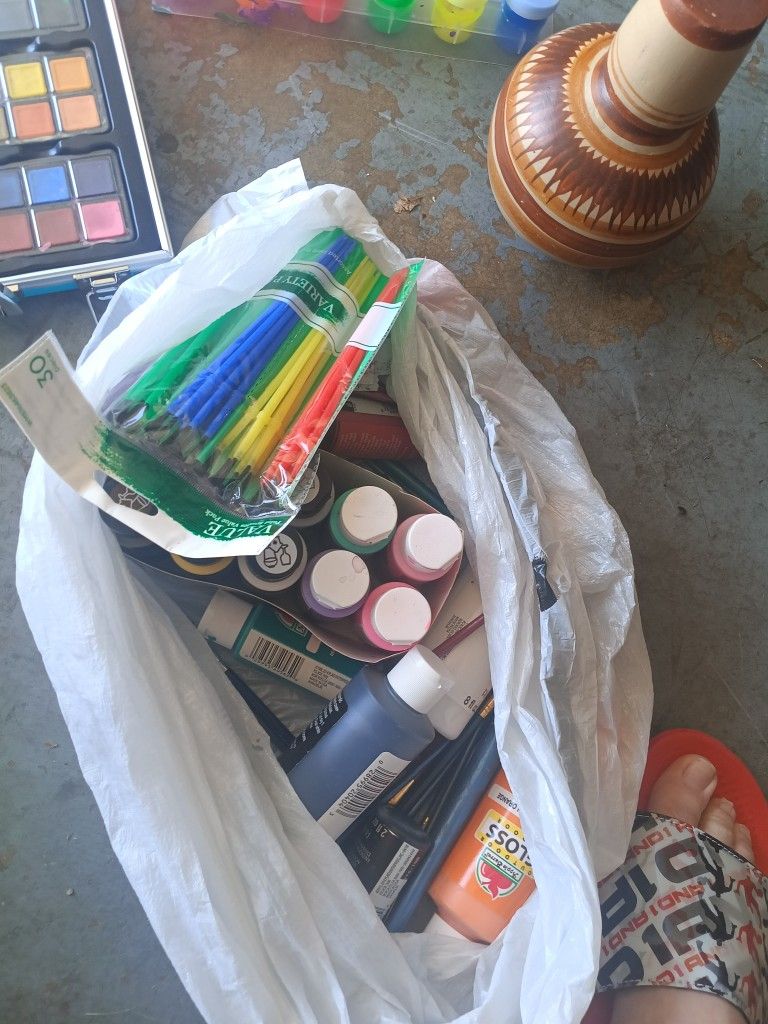 Art Supplies