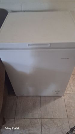 Deep freezer
