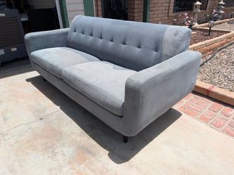 $30.00 Super Comfy Sofa‼️ (Ready For A Couch Cover) Details In Post Below 👇