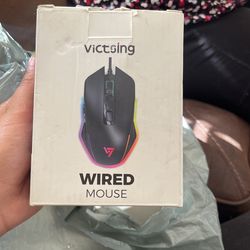 Victoing Mouse