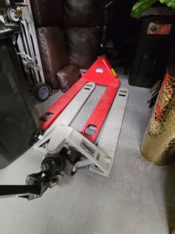 Pallet jack 5500 lbs Red