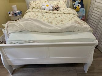 Full size bed frame