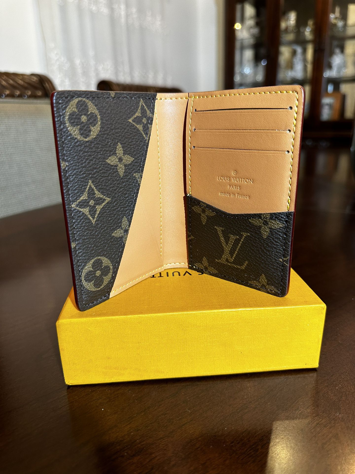 Louis Vuitton Epi Leather Bi Fold Wallet for Sale in Midlothian, TX -  OfferUp