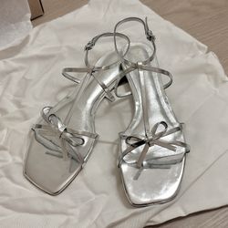 Reformation Maya Bow Sandals NEW