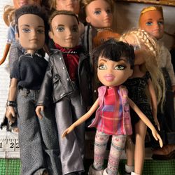 Lot Of Orinal Bratz Retired Pre Owned 