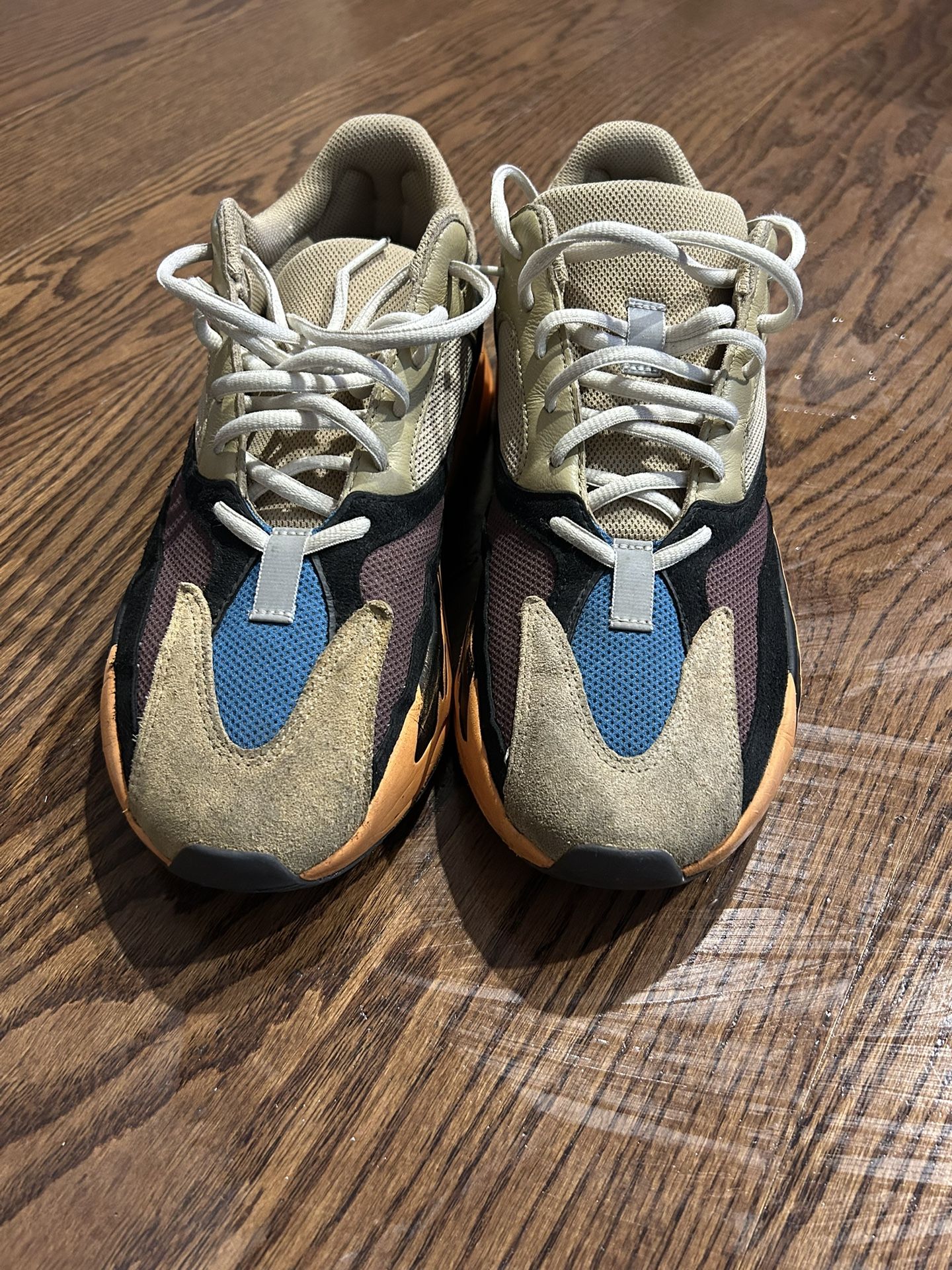 Pre-owned Adidas Yeezy Boost 700 – Size 10.5