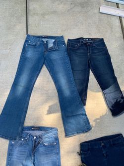 Levi’s/ blue head black jeans