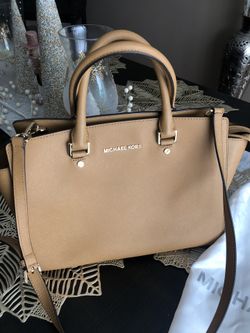 Handbag