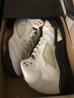 Air Jordan 5 fire red size 10