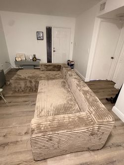 Boneless couch