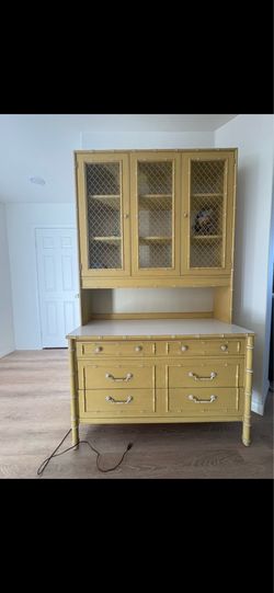 1960 Thomasville Bamboo Vintage Yellow Armorie