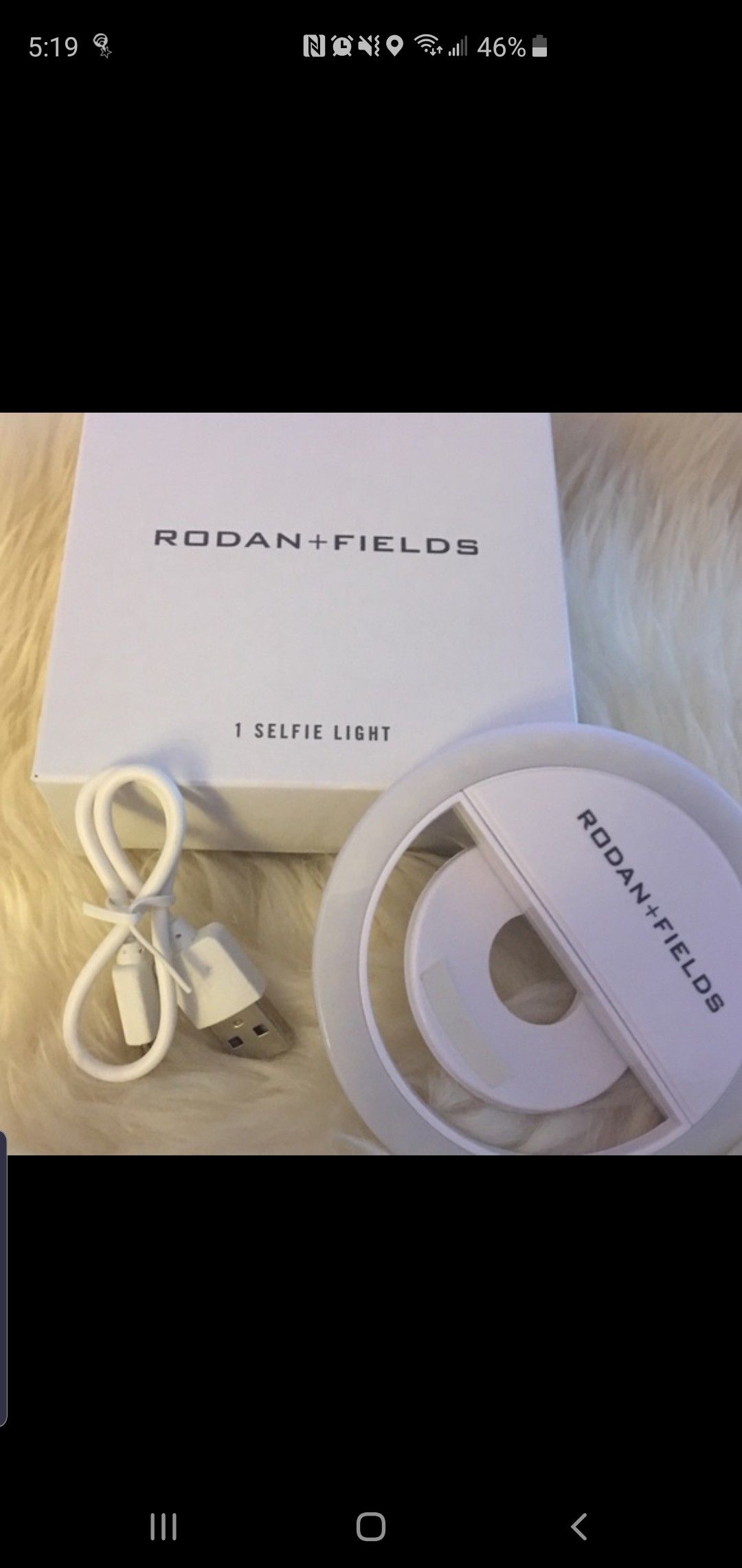Rodan+Fields Selfie light