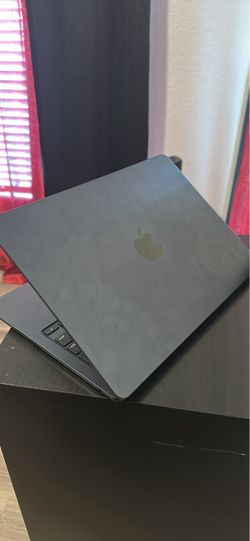 Apple MacBook Air 13 - Midnight Edition