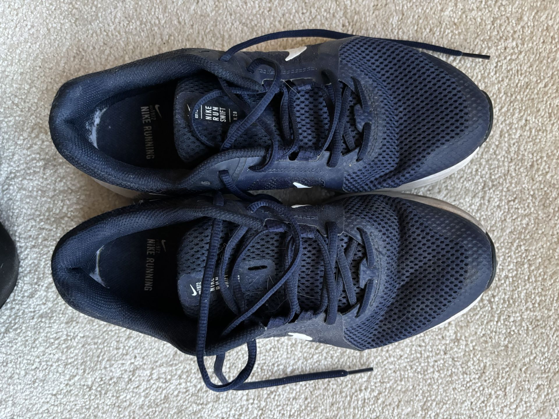 Men’s Navy Nike Running Shoes