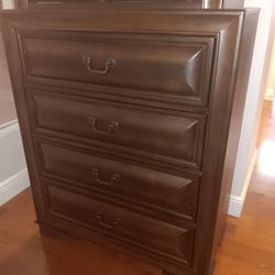 *Holiday Flash Sale!!!*---Charming Gloria Wood Chests---Now $99!!!---12/15-12/16 Only🤠