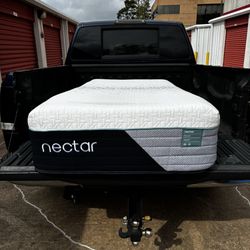 Nectar Premier Hybrid Twin XL Mattress 