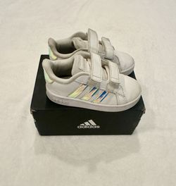 Toddler Adidas Shoes Size 6.5