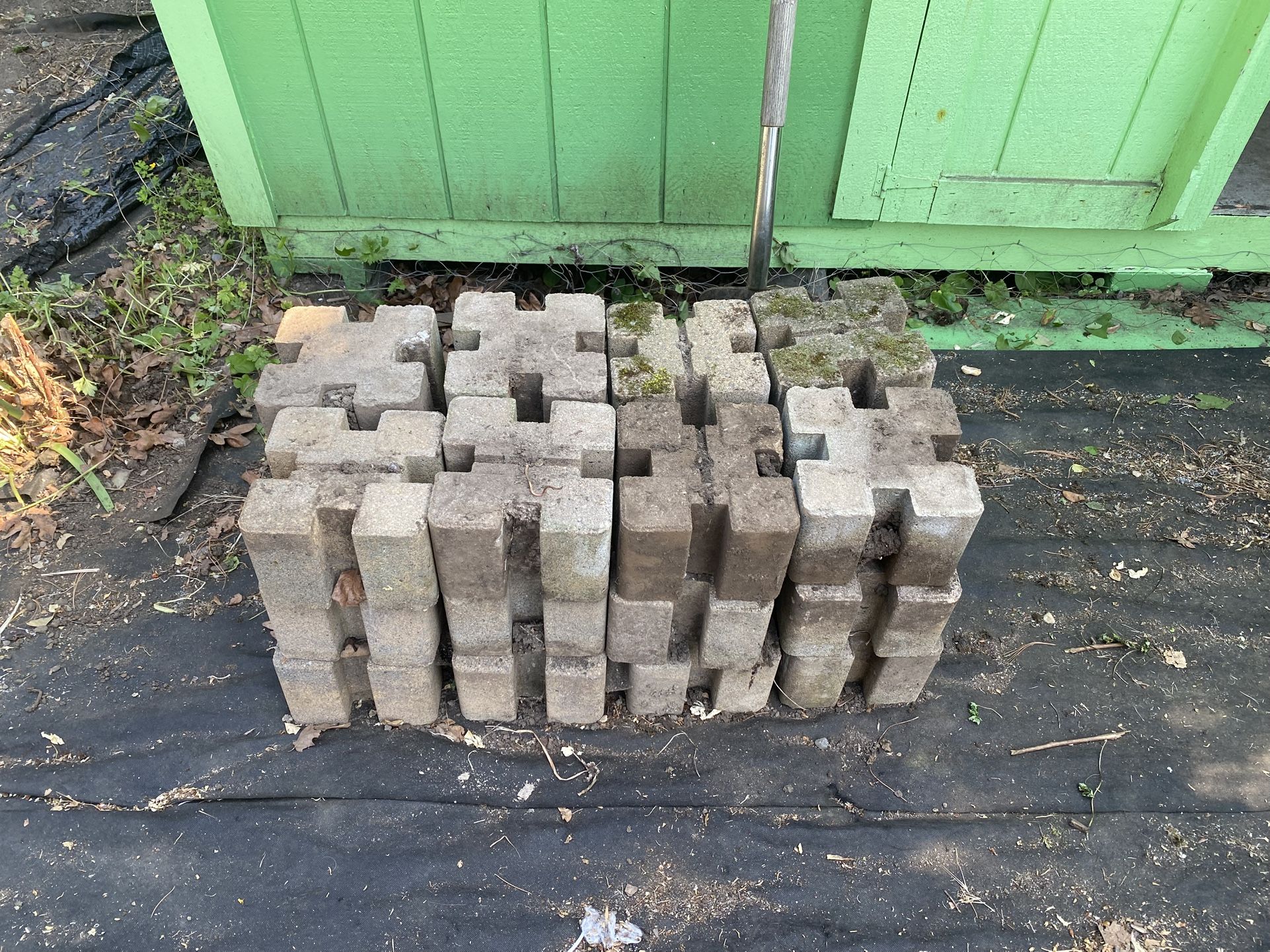 Garden bed Pavers