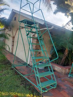 Rolling Ladder  10 Steps Perfect Condition  385.00 