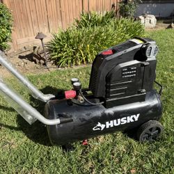 Husky 8-Gallon Portable Air Compressor – 150 PSI (Works Great)