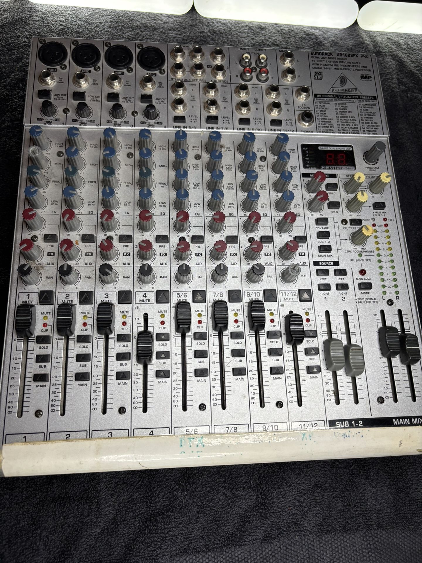 Behringer Eurorack UB1622FX-PRO