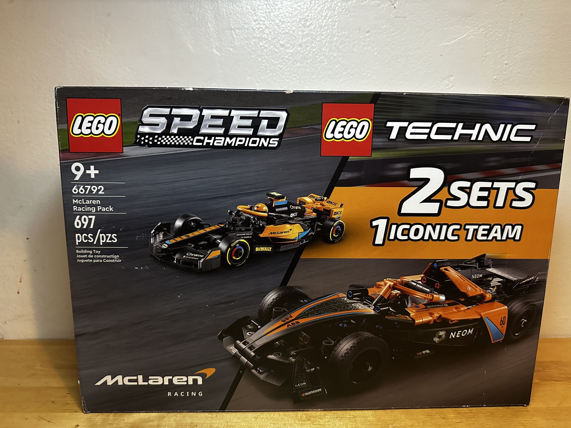 LEGO Technic & Speed Champions McLaren Racing